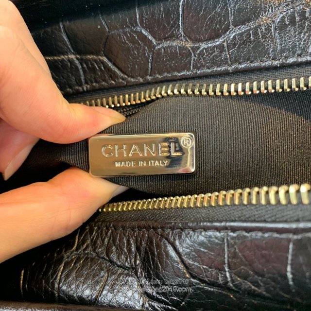 Chanel女包 91810 2019新款 Chanel Gabrielle鱷魚流浪包 皮裹鏈條 香奈爾肩背包 香奈兒流浪包  djc2624